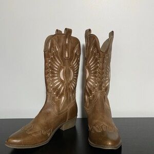 Coconuts by Matisse Tan Boots